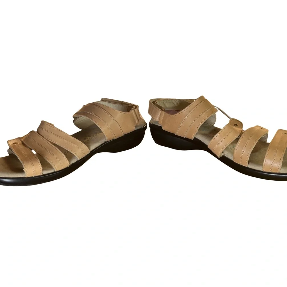 Propet BeigeAurora Leather Sandal Size 10 - Picture 4 of 9
